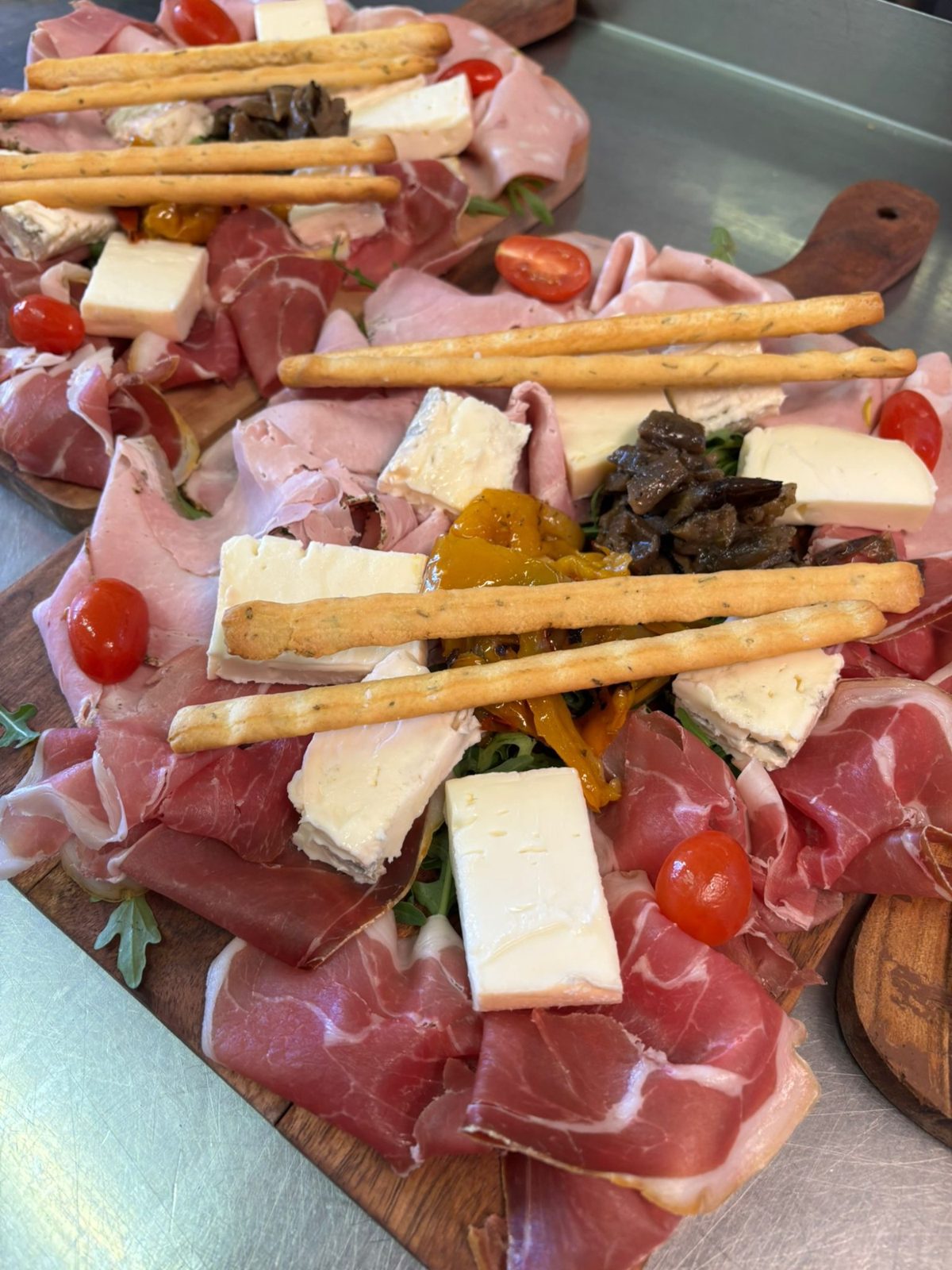 Planche de charcuteries italiennes tranchées minute